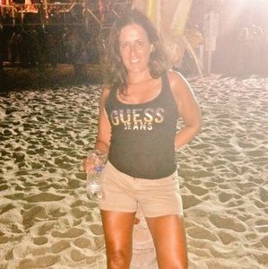 Meet your Posher, Vivian